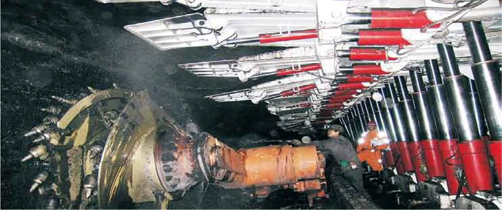 圓(yuan)錐滾子(zi)軸承 助(zhu)力長臂(bi)采煤機(ji)革新