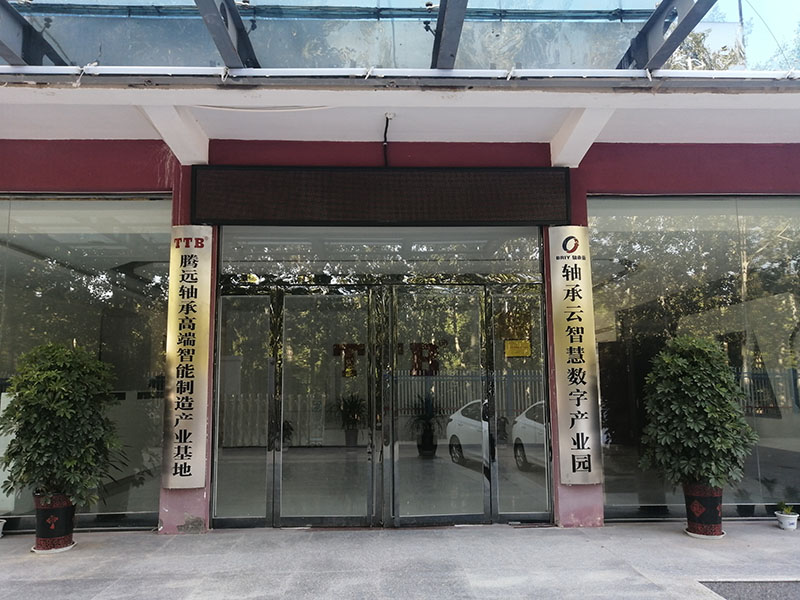 工(gong)廠展(zhan)廳