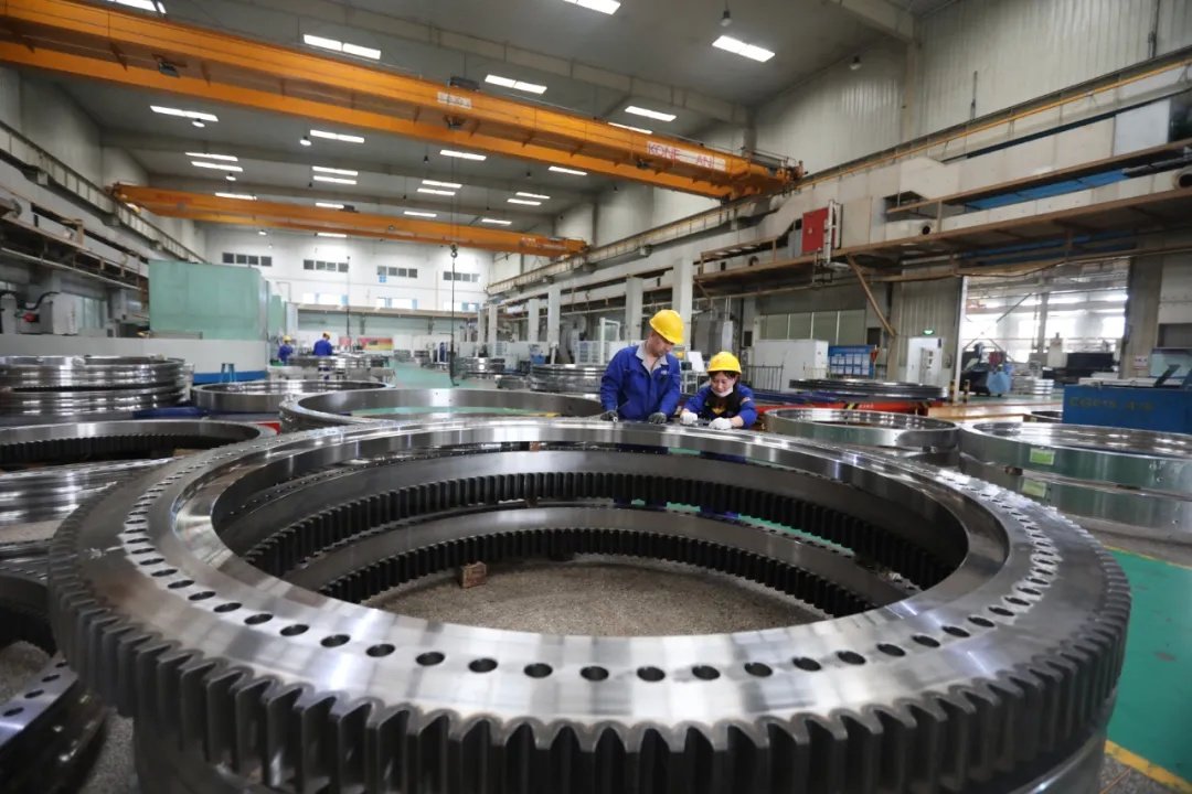 “中(zhong)國軸(zhou)承工(gong)業搖(yao)籃”闊(kuo)步走(zou)向世(shi)界