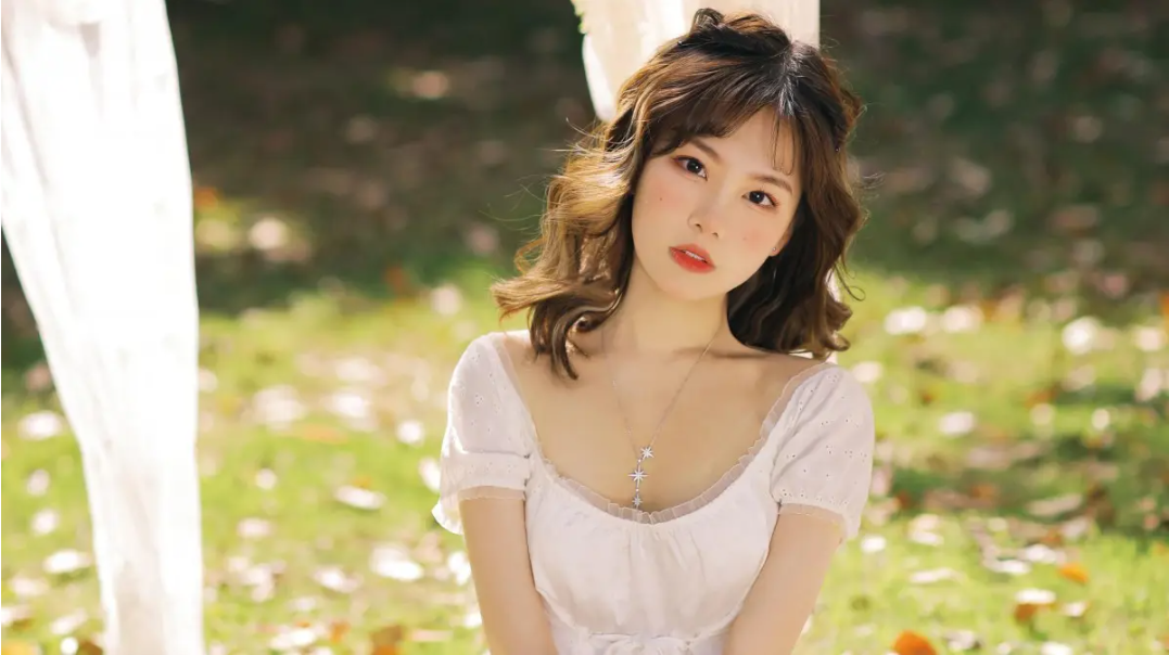 疫情(qing)下服裝行(hang)業迎來嚴(yan)峻大考！翰(han)飛科技“虛(xu)拟試衣”已(yi)成必然趨(qu)勢