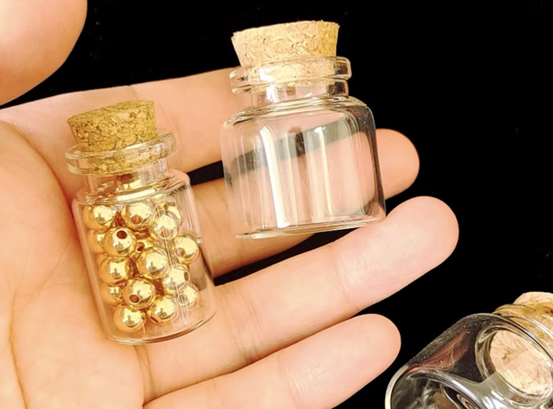 這屆年(nian)輕人，怎(zen)麼開始(shi)囤黃金(jin)了？