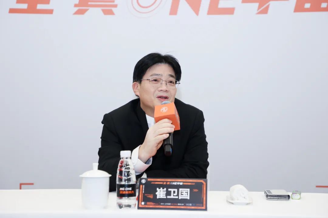 讓(rang)更多(duo)的年(nian)輕人(ren)享受(shou)前沿(yan)科技(ji)，MG ONE的護(hu)城河(he)非常(chang)深